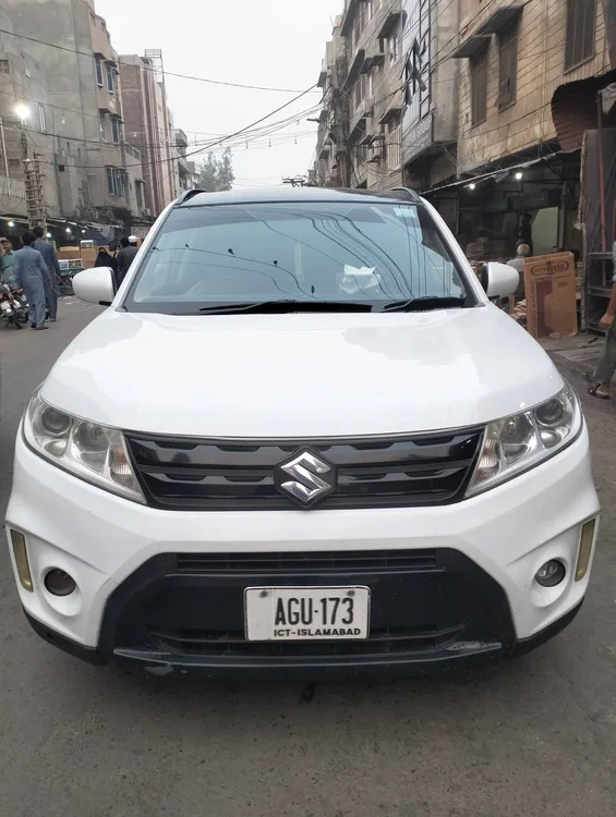 Suzuki Vitara 2017 for Sale in Faisalabad Image-1