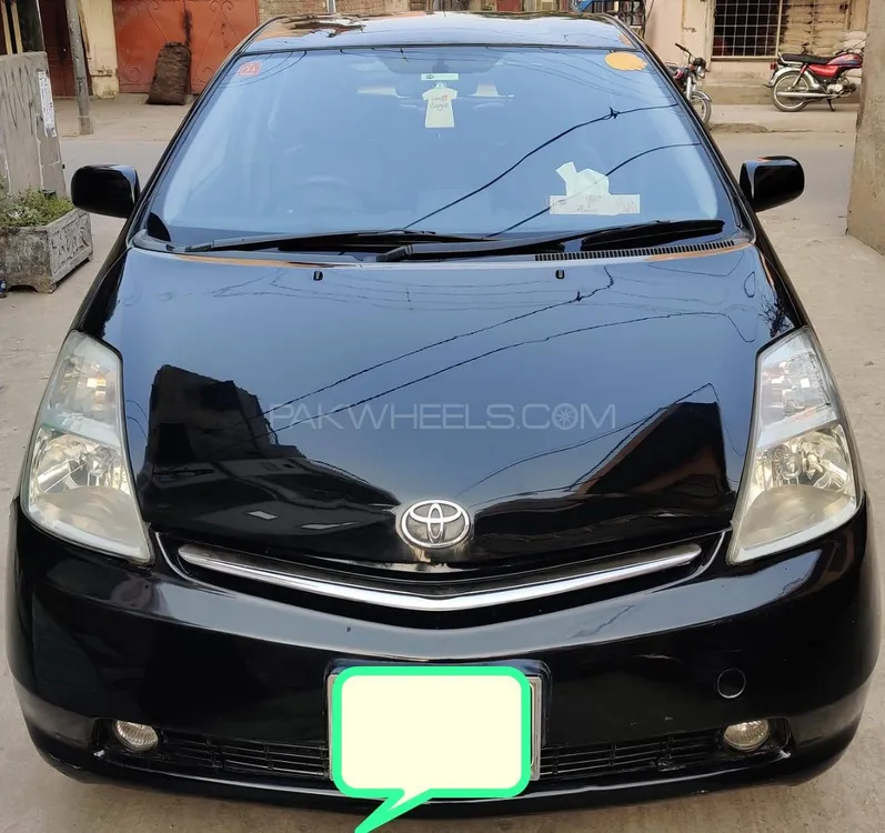 Toyota Prius 2008 for Sale in Lahore Image-1