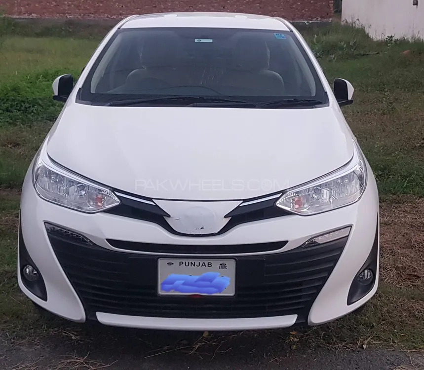 Toyota Yaris Sedan 2021 for Sale in Lahore Image-1