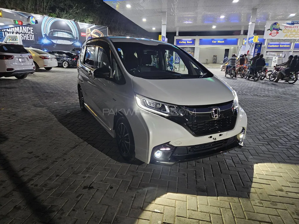 Honda Freed 2018 for Sale in Rawalpindi Image-1