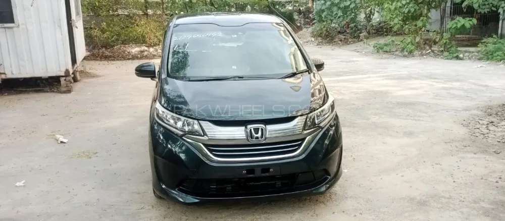 Honda Freed 2018 for Sale in Islamabad Image-1