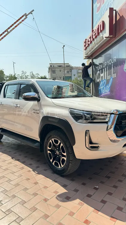 Toyota Hilux 2022 for Sale in Karachi Image-1