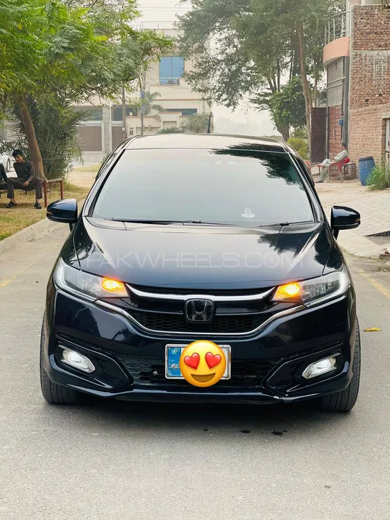 Honda Fit 2018 for Sale in Islamabad Image-1
