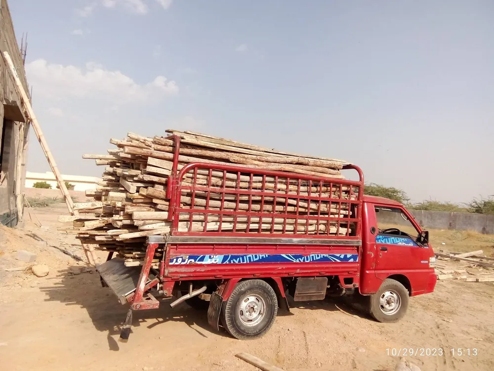 Hyundai H-100 2000 for Sale in Karachi Image-1