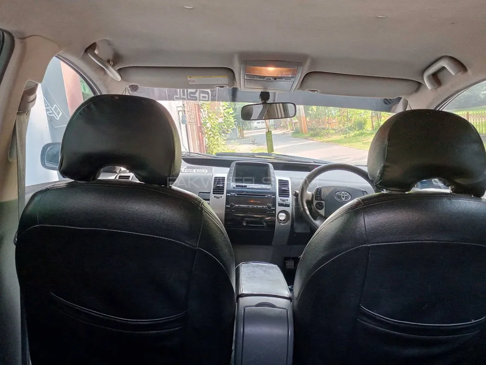 Toyota Prius 2008 for Sale in Lahore Image-1
