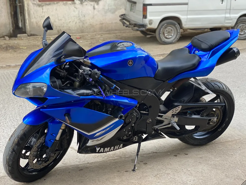 Yamaha YZF-R1 2008 for Sale Image-1
