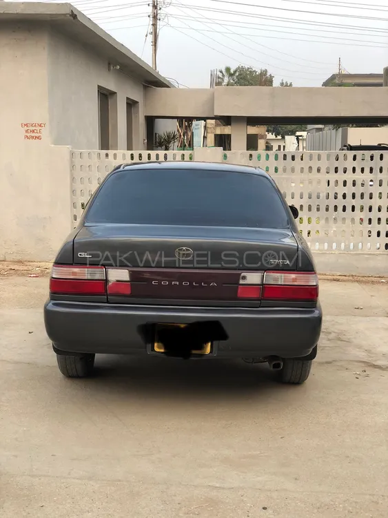 Toyota Corolla SE Saloon 2000 for sale in Karachi | PakWheels