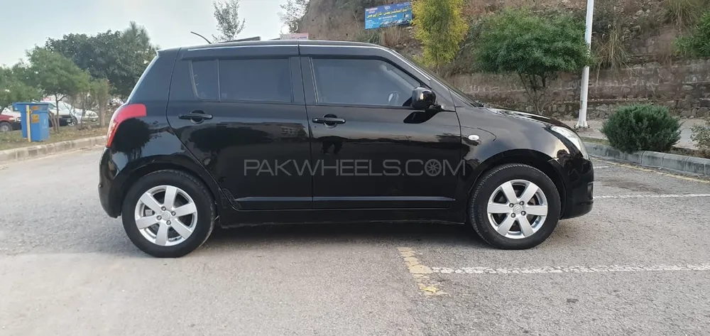 Suzuki Swift 2014 for Sale in Islamabad Image-1