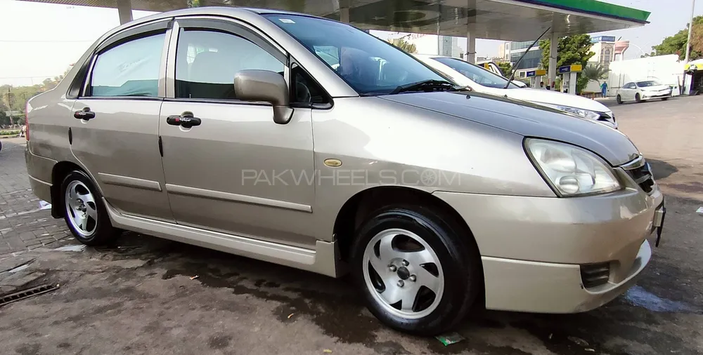 Suzuki Liana 2014 for sale in Karachi