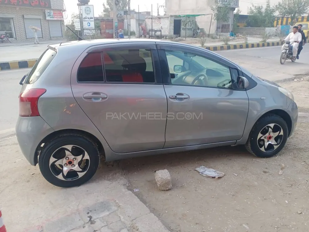 Toyota Vitz 2007 for Sale in Islamabad Image-1