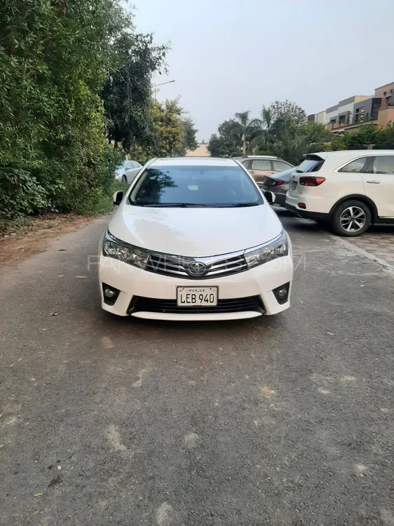 Toyota Corolla 2016 for Sale in Lahore Image-1