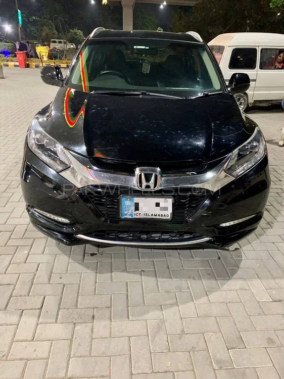 Honda Vezel 2016 for Sale in Rawalpindi Image-1