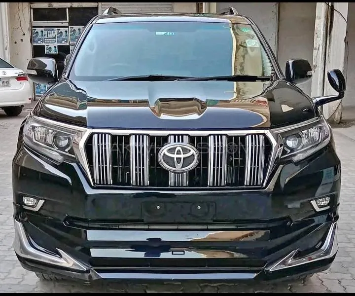 Toyota Prado 2017 for Sale in Lahore Image-1