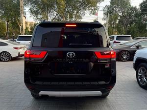 Toyota Land Cruiser GR Sports
3.5 Twin Turbo Petrol
Model: 2021 December
Mileage: 1700 km
Unregistered 
Fresh import

*Heads up Display
*Finger print start 
*Cool Box
*7 seater 
*Rear entertainment 
*Back autodoor
*Jbl sound system

Calling and Visiting Hours

Monday to Saturday. 

11:00 AM to 7:00 PM