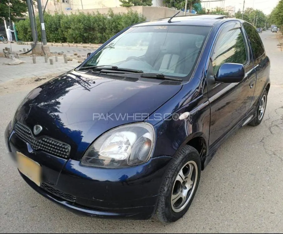 Toyota Vitz 2008 for Sale in Karachi Image-1