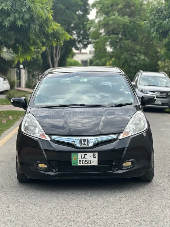 Honda Fit 2011 for Sale in Lahore Image-1