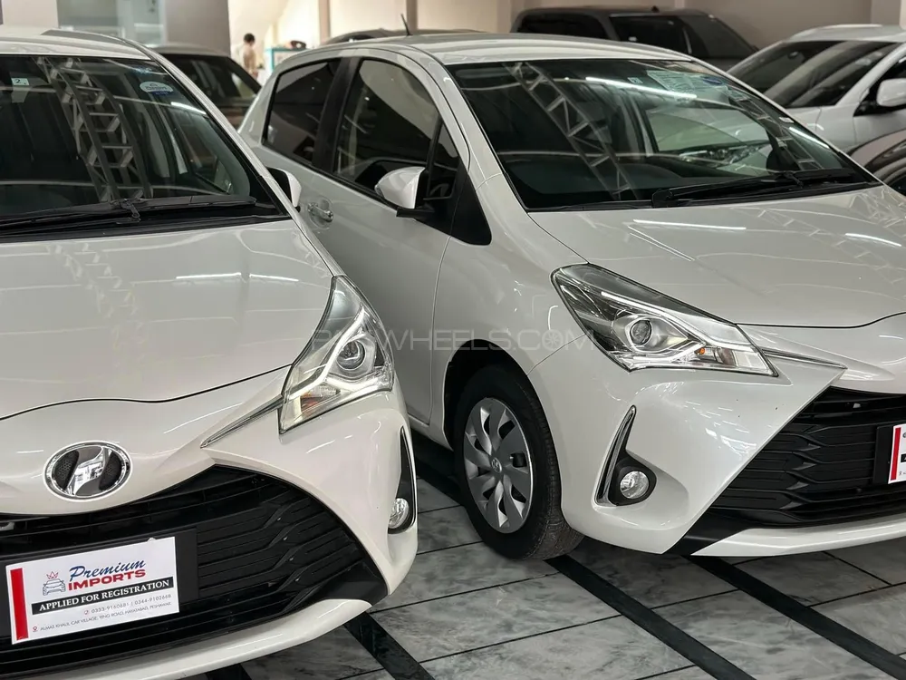 Toyota Vitz 2019 for Sale in Peshawar Image-1