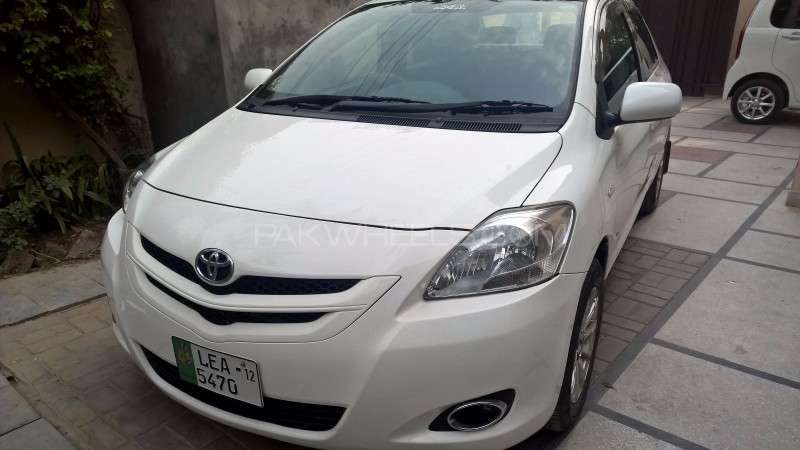 Toyota Belta 2006 for Sale in Lahore Image-1
