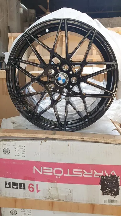 BMW M4 CS Original Rims Wheels With Tyres Image-1