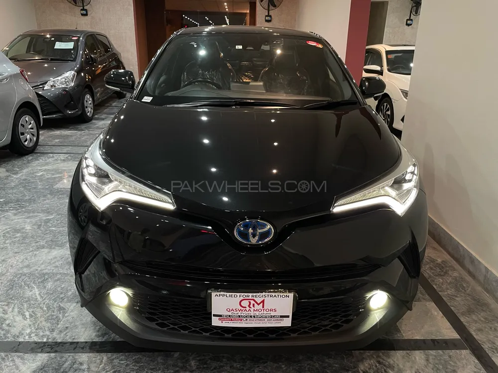 Toyota C-HR 2017 for sale in Lahore