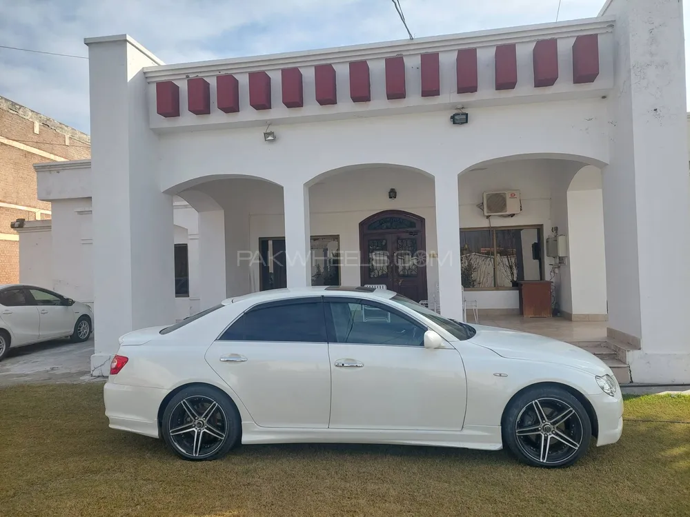 Toyota Mark X 2005 for Sale in Islamabad Image-1
