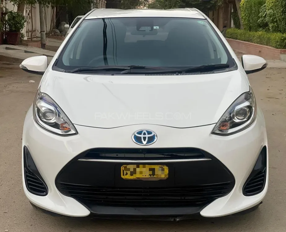 Toyota Aqua 2018 for Sale in Karachi Image-1
