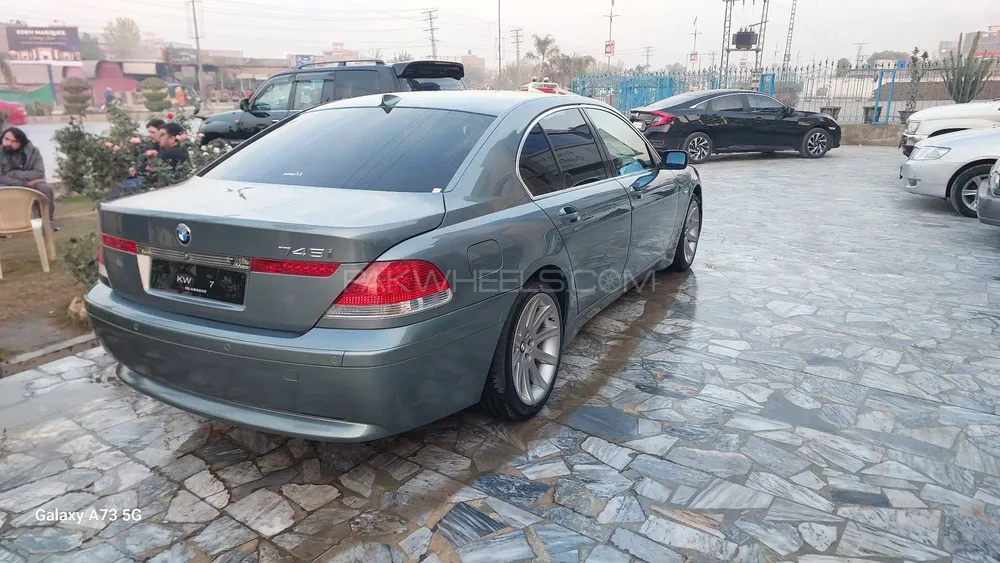 BMW 7 Series 2002 for sale in Peshawar