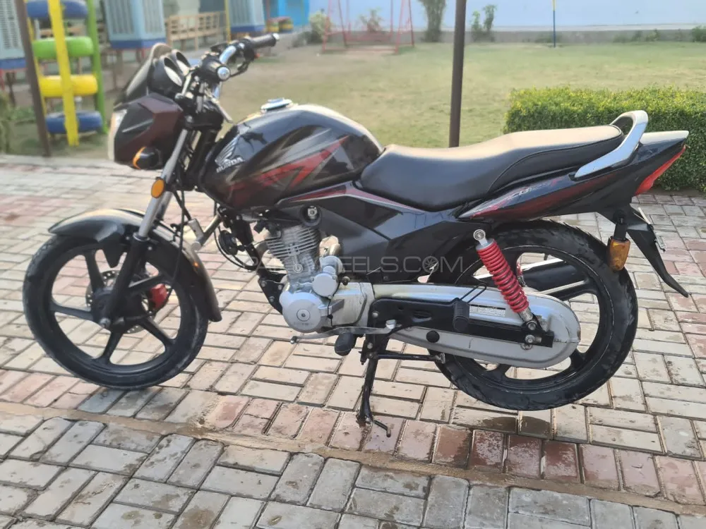 Honda cb deals 125 price 2020