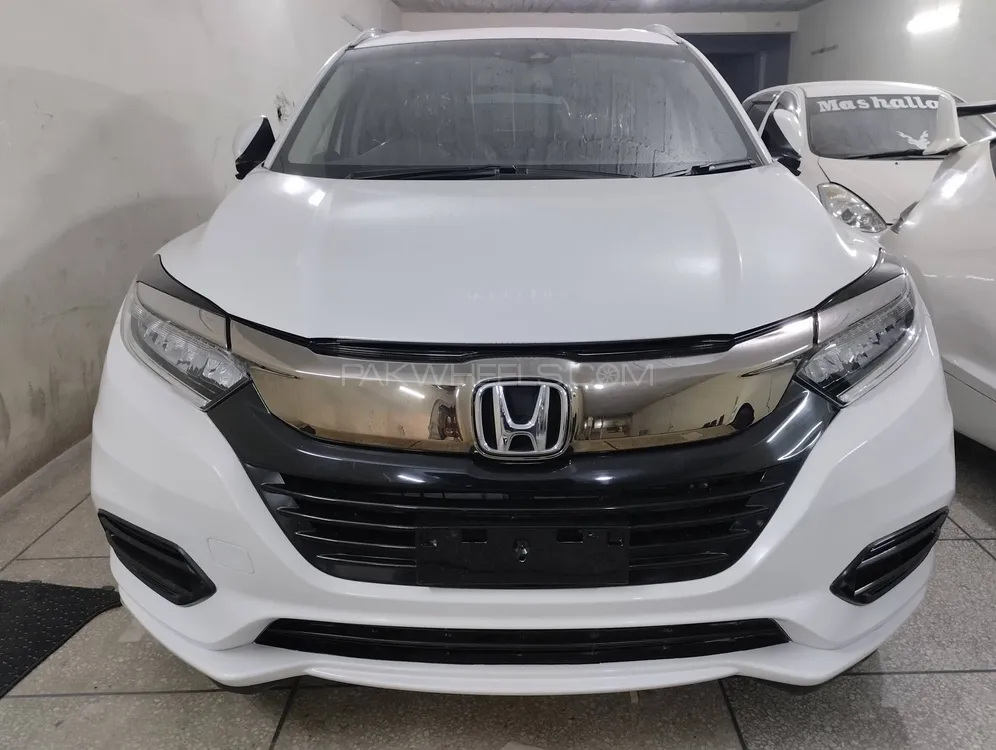 Honda Vezel 2018 for Sale in Lahore Image-1