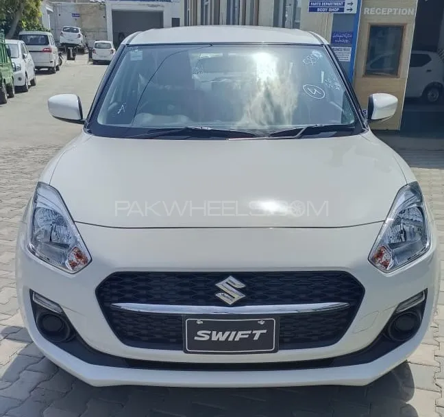 Suzuki Swift 2023 for Sale in Vehari Image-1