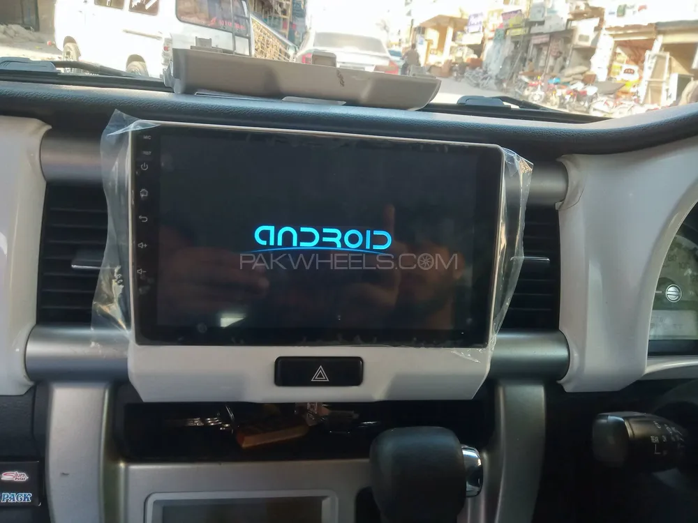 Suzuki Hustler Android panel Image-1