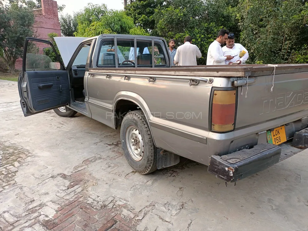Mazda Verisa 1992 for sale in Sialkot