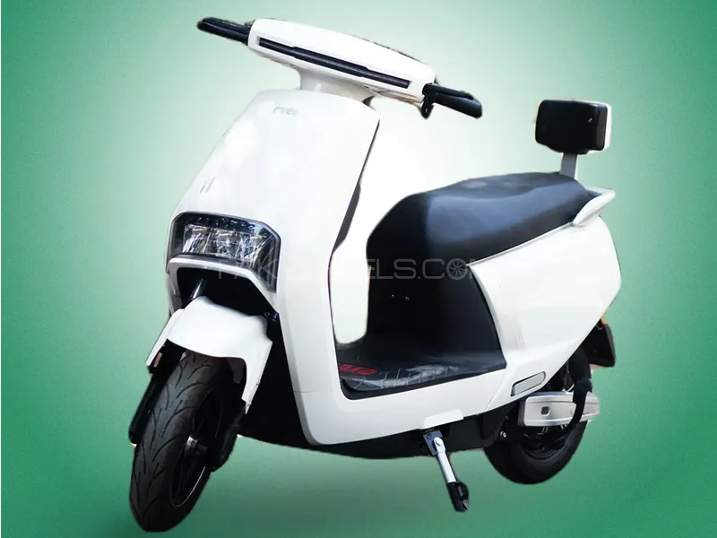 Evee C1 Electric Scooter White Image-1