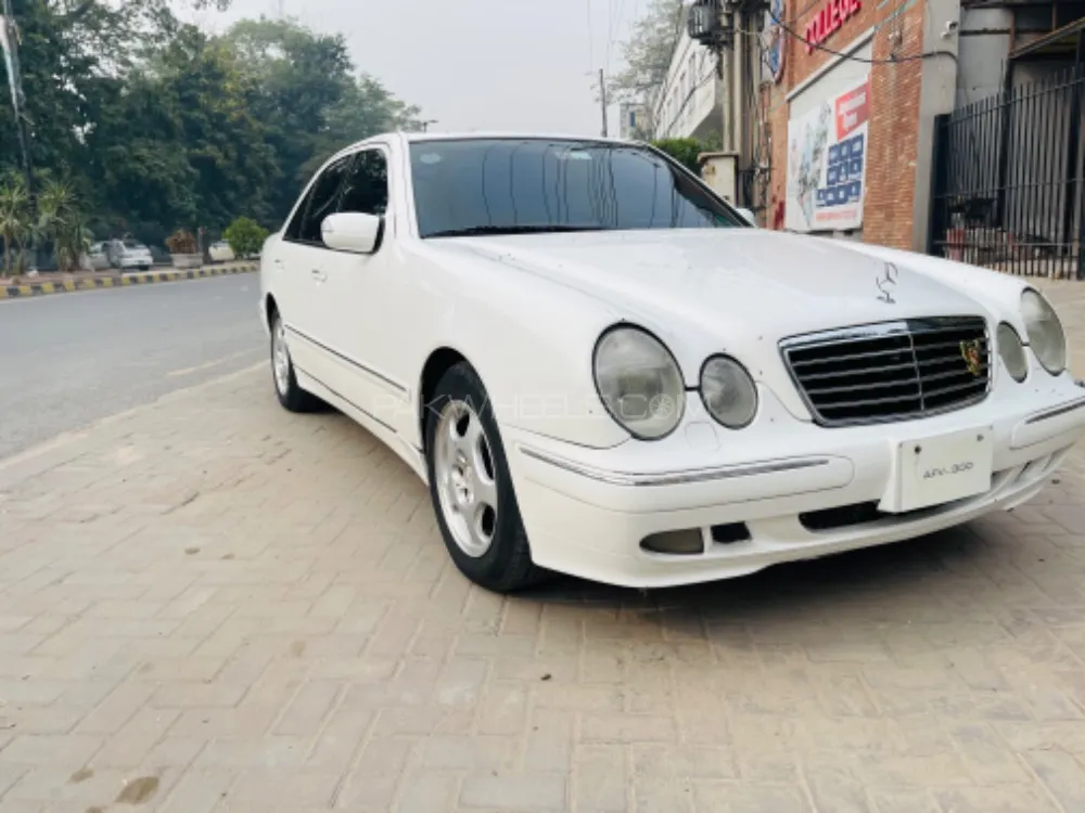 Mercedes Benz E Class 2002 for sale in Faisalabad