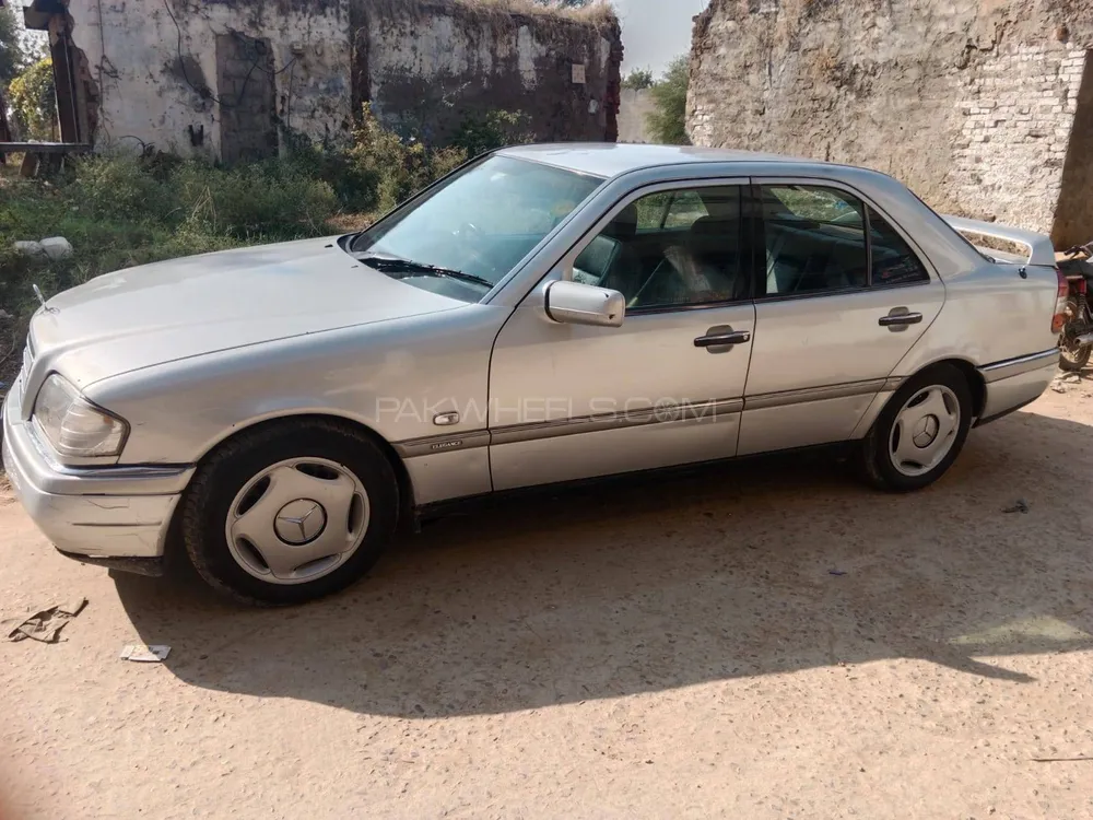 Mercedes Benz C Class 1994 for Sale in Gujrat Image-1