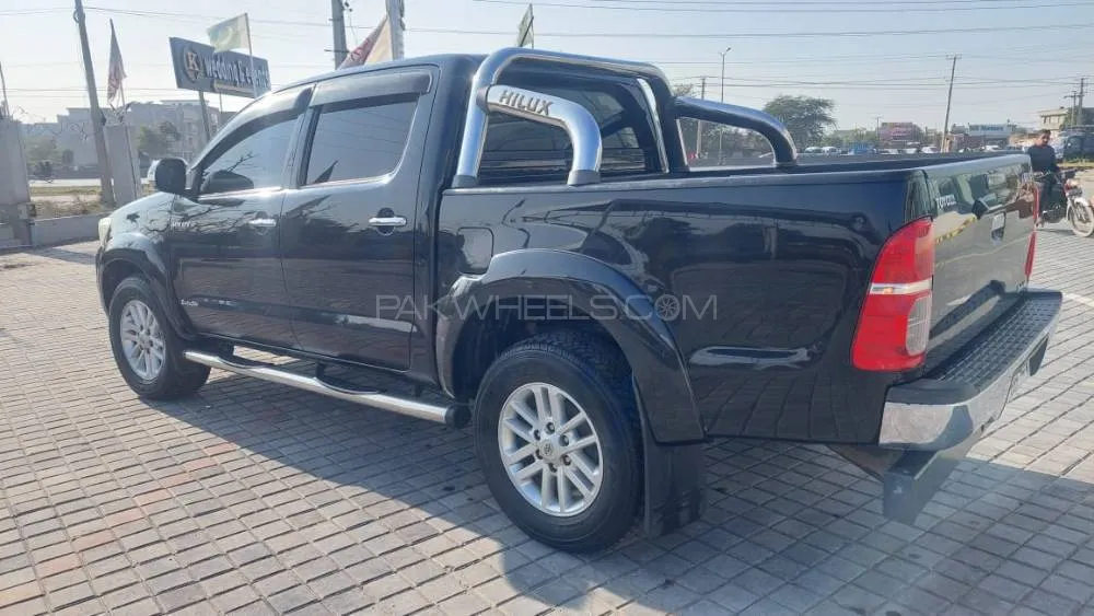 Toyota Hilux 2011 for sale in Gujranwala