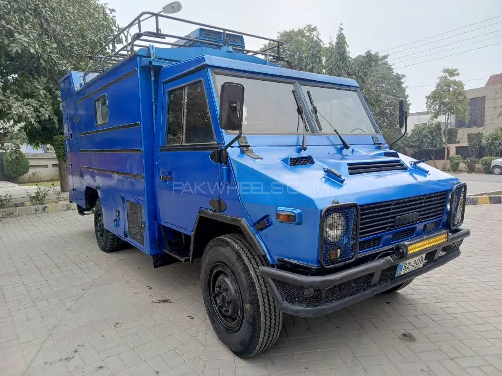 Fiat Iveco 1984 for Sale in Lahore Image-1