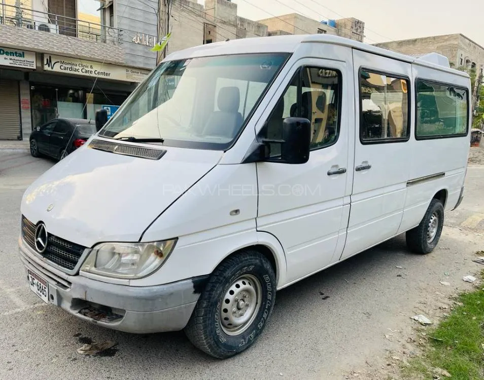 Mercedes Benz Sprinter 2006 for sale in Lahore
