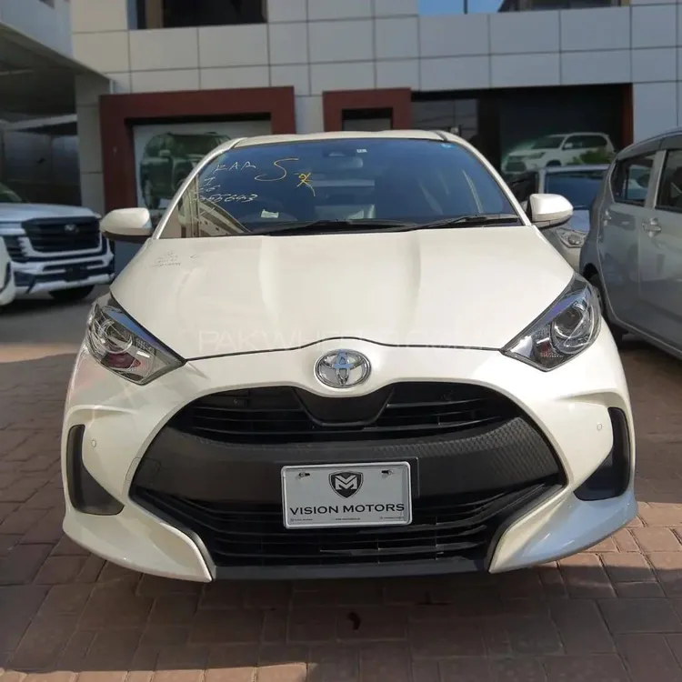 Toyota Yaris Hatchback 2021 for Sale in Karachi Image-1