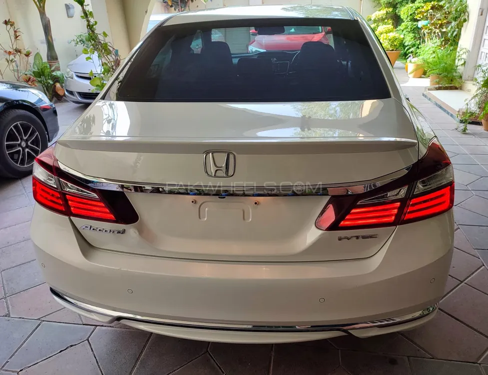 Honda Accord 2017 for sale in Karachi