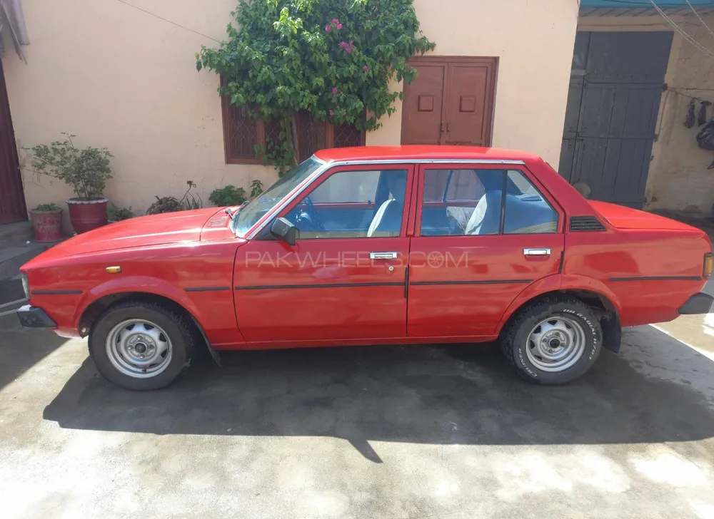 Toyota Corolla 1982 for Sale in Hazro Image-1