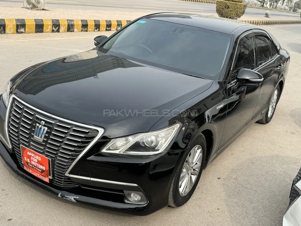 Toyota Crown 2013 for sale in Islamabad