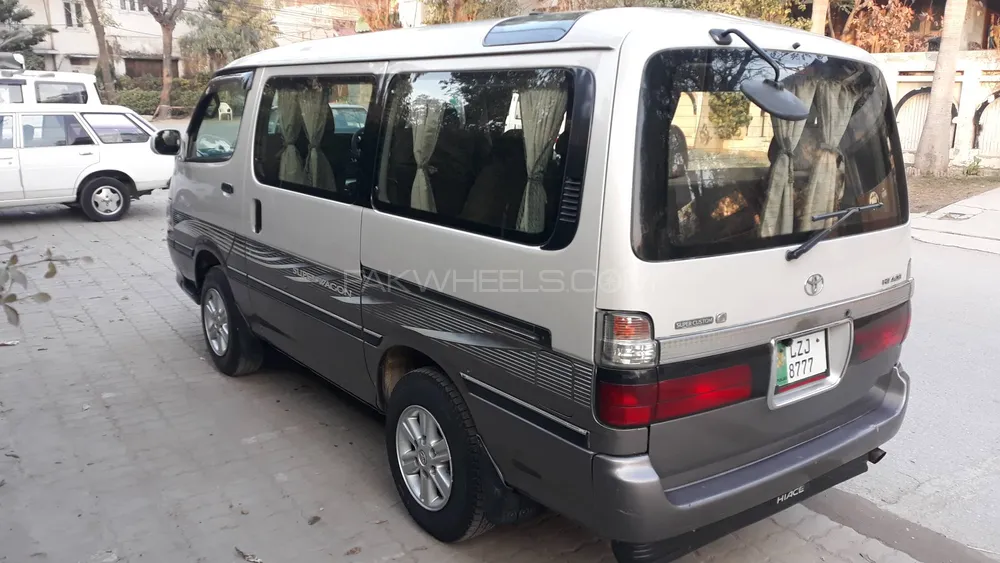 Toyota Hiace 2002 for sale in Lahore