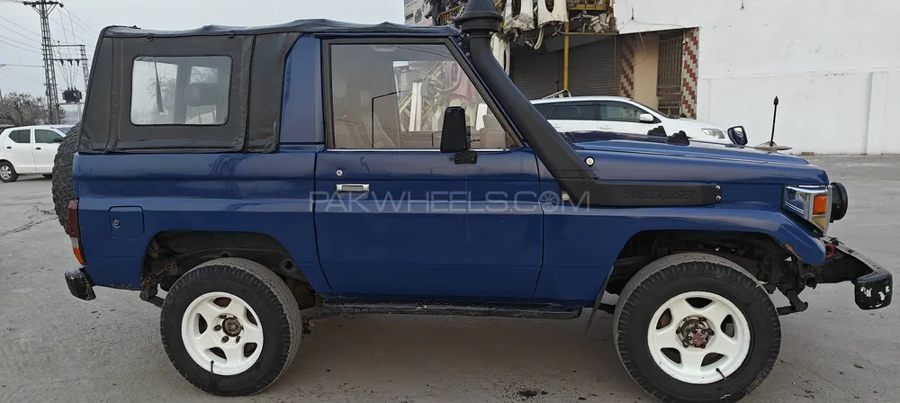 Toyota Land Cruiser 1988 for Sale in Islamabad Toyota Land Cruiser 1988 for Sale in Islamabad Image-6