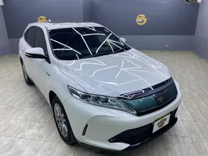 Toyota Harrier 2018 for Sale