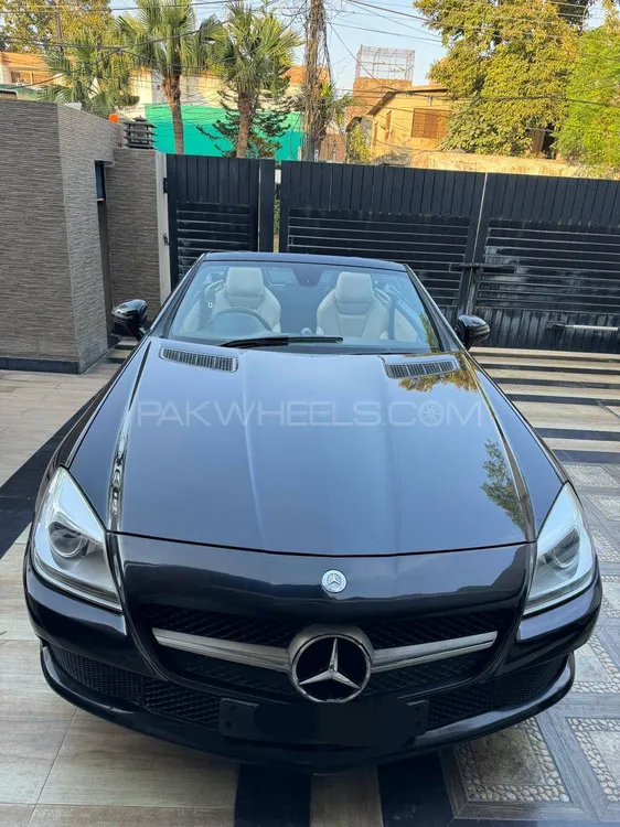 Mercedes Benz SLK Class 2011 for sale in Lahore