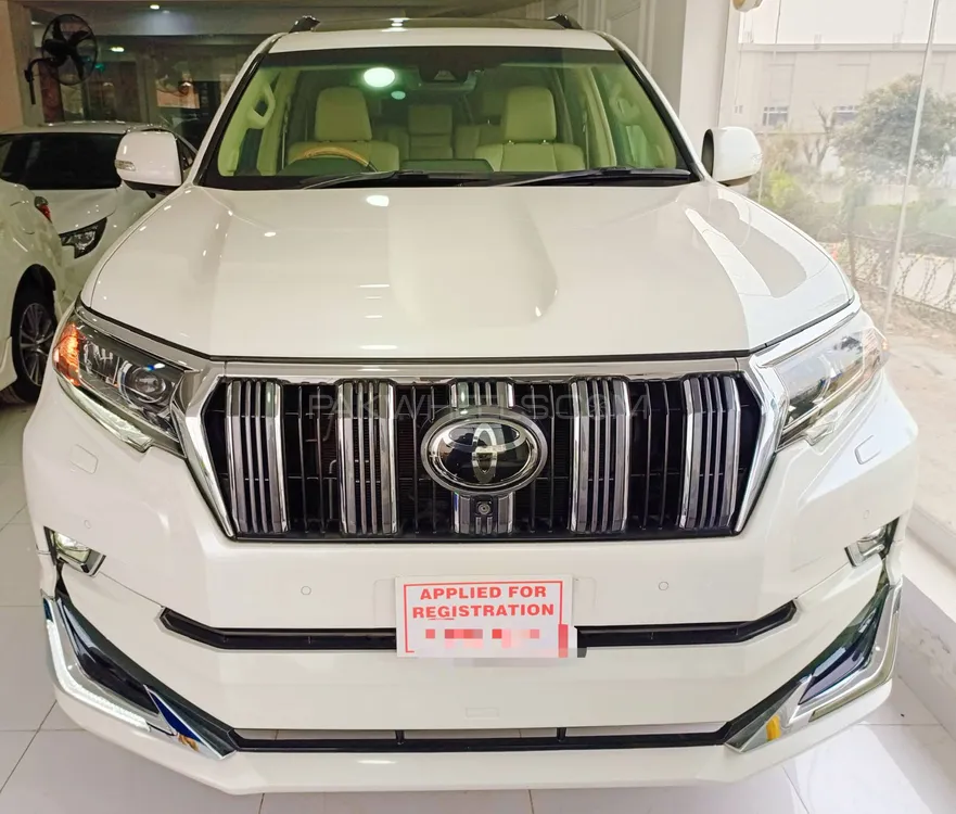 Toyota Prado 2017 for Sale in Islamabad Image-1