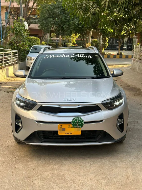 KIA Stonic EX+ 2022 for sale in Karachi | PakWheels