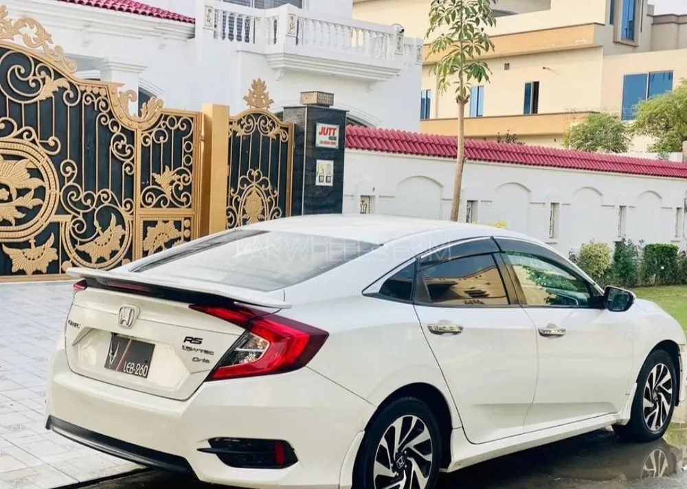 Honda Civic 2017 for Sale in Pak pattan sharif Image-1
