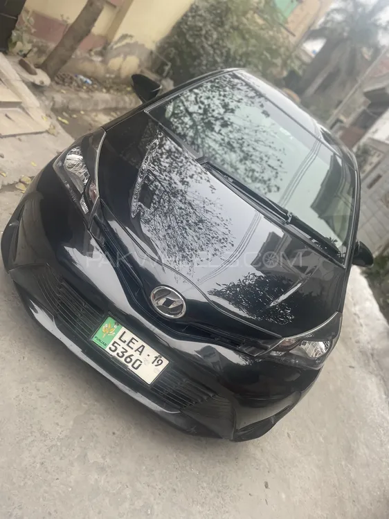 Toyota Vitz 2015 for sale in Gujranwala
